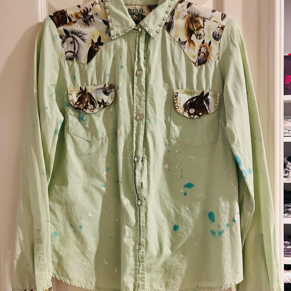 Western Mint Green Horse Print Studded‎ Skull Headdress Snap Button Shirt